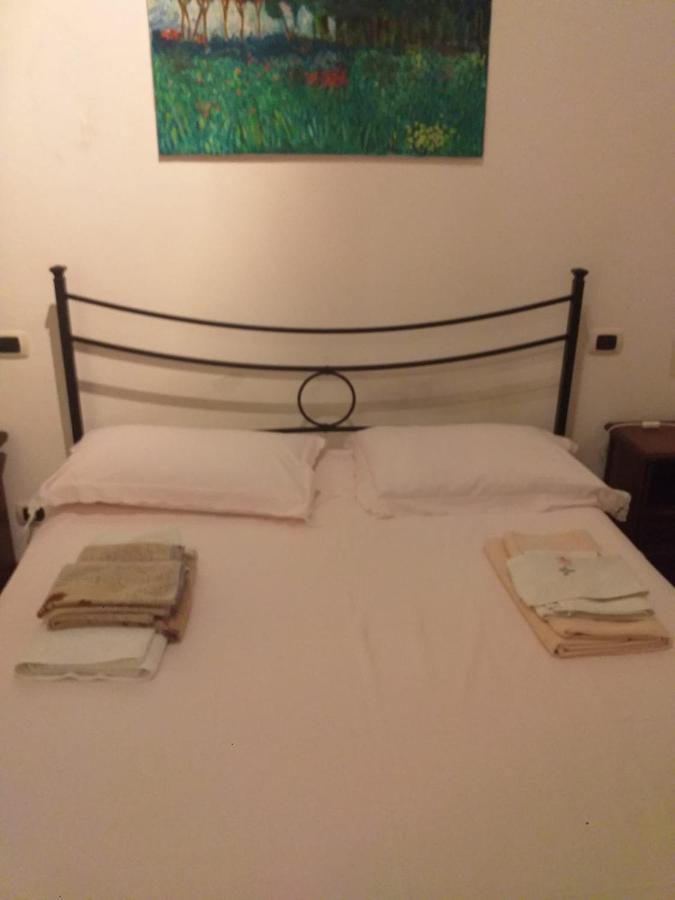 House Apartment Strettoia Luaran gambar